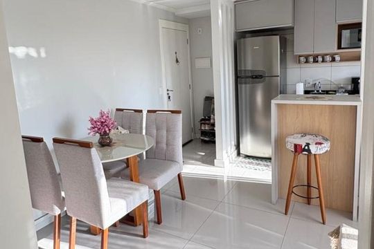 Sala de apartamento à venda com 2 quartos, 49m² em Irajá, Rio de Janeiro