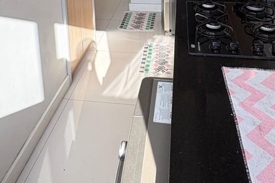 Cozinha de apartamento à venda com 2 quartos, 49m² em Irajá, Rio de Janeiro