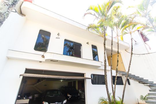 Quintal de casa à venda com 3 quartos, 340m² em Jardim Nossa Senhora do Carmo, São Paulo