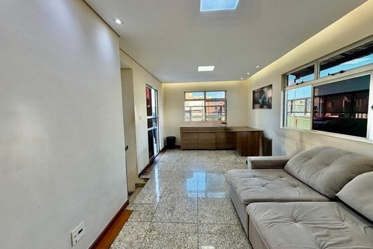 Apartamento à venda com 4 quartos, 180m² em Palmares, Belo Horizonte