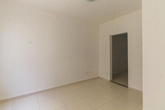 Sala de casa de condomínio para alugar com 3 quartos, 62m² em Vila Nova Savoia, São Paulo