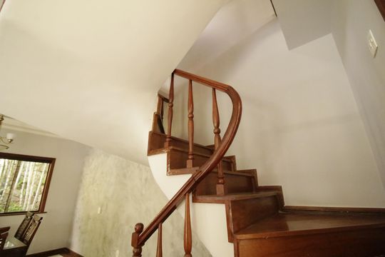 Closet de casa de condomínio para alugar com 3 quartos, 700m² em Jacarepaguá, Rio de Janeiro