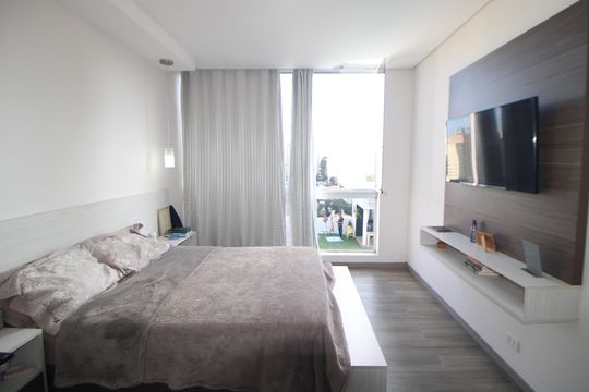 Quarto 3 de casa à venda com 3 quartos, 660m² em Vila Roque, São Paulo