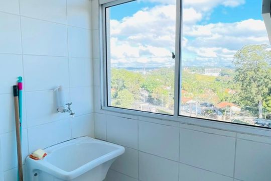 Área de Serviço de apartamento para alugar com 2 quartos, 50m² em Jardim Helena, Cotia
