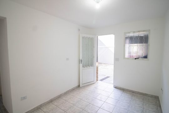 SALA de casa para alugar com 2 quartos, 78m² em Vila Santa Maria, São Paulo