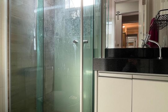 Banheiro de apartamento à venda com 2 quartos, 52m² em Chácara Cruzeiro do Sul, São Paulo