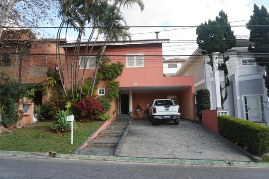 Casa de Condomínio para alugar com 4 quartos, 360m² em Residencial Quatro (alphaville), Santana de Parnaíba