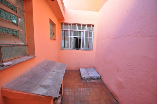 Quintal de casa para alugar com 3 quartos, 160m² em Vila Nelson, São Paulo