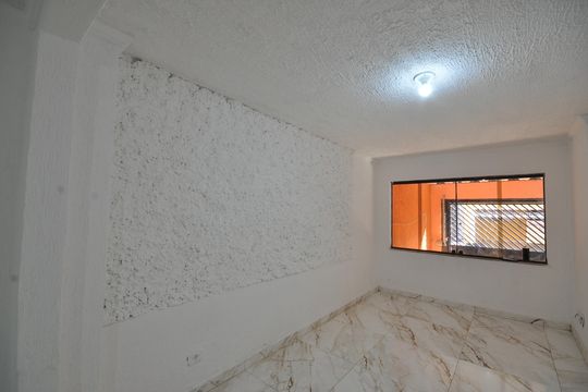 Sala de casa para alugar com 3 quartos, 160m² em Vila Nelson, São Paulo