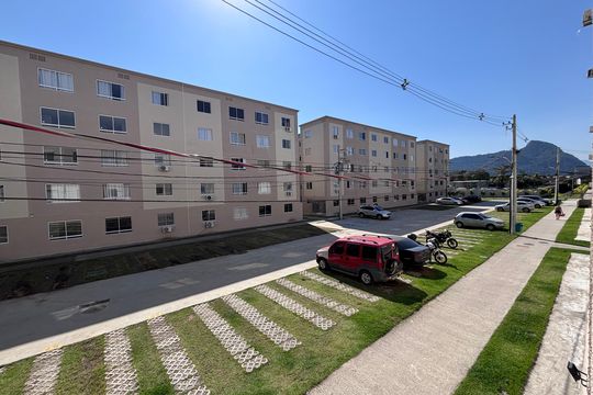 Sala de apartamento à venda com 2 quartos, 45m² em Vargem Pequena, Rio de Janeiro
