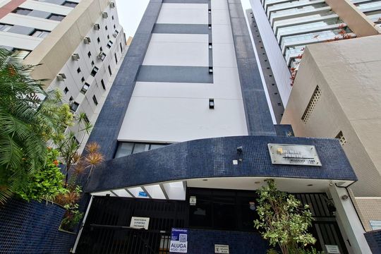 Fachada  de apartamento para alugar com 1 quarto, 42m² em Itaigara, Salvador