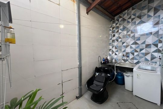Área Privativa de casa à venda com 2 quartos, 90m² em Serrano, Belo Horizonte