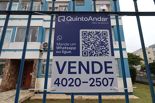 Placa de apartamento à venda com 2 quartos, 58m² em Jardim Dona Leopoldina, Porto Alegre