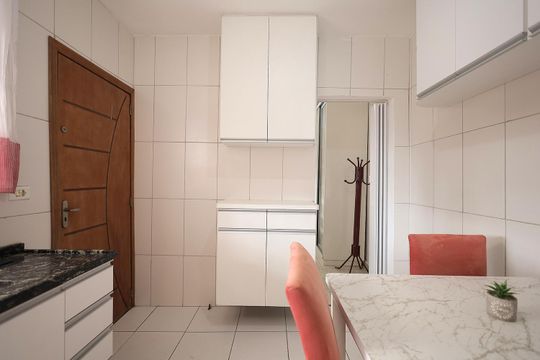 Cozinha de casa para alugar com 1 quarto, 50m² em Jardim Milena, Santo André