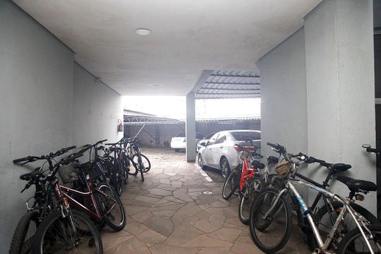 Área Comum - Bicicletário de apartamento para alugar com 1 quarto, 42m² em Partenon, Porto Alegre
