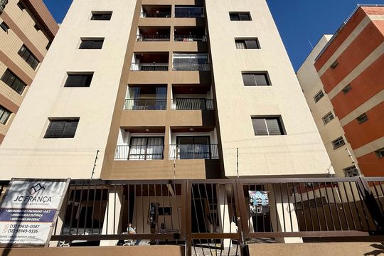 Fachada de apartamento para alugar com 2 quartos, 62m² em Jardim Tres Marias, Guarujá