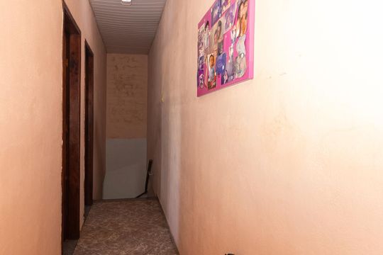 Corredor de casa para alugar com 2 quartos, 100m² em Bento Ribeiro, Rio de Janeiro