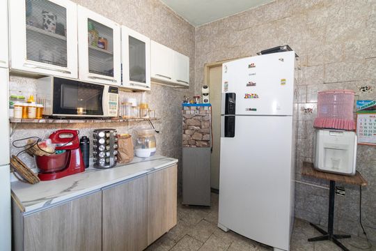 Cozinha de casa para alugar com 2 quartos, 100m² em Bento Ribeiro, Rio de Janeiro