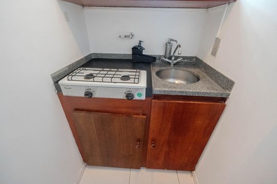 Cozinha de apartamento para alugar com 1 quarto, 40m² em Consolação, São Paulo