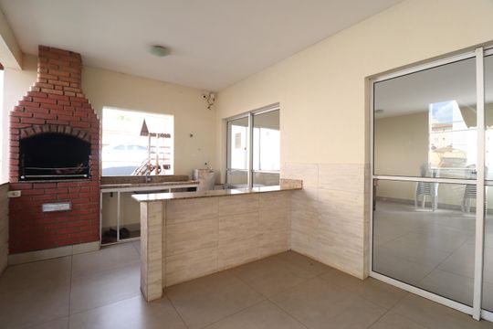 Área comum - Churrasqueira de apartamento para alugar com 2 quartos, 49m² em Chácaras Tubalina E Quartel, Uberlândia
