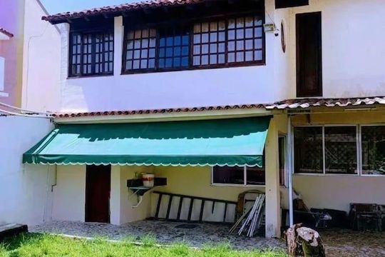 Casa à venda com 3 quartos, 218m² em Jardim Guanabara, Rio de Janeiro