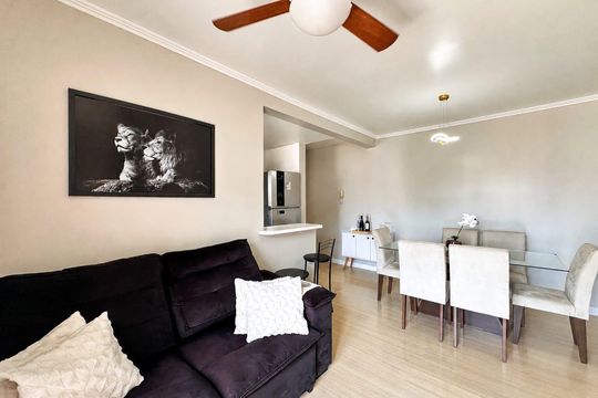 Apartamento à venda com 2 quartos, 57m² em Industrial, Novo Hamburgo