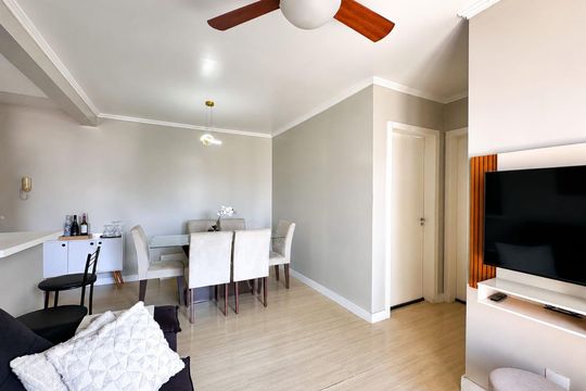 Apartamento à venda com 2 quartos, 57m² em Industrial, Novo Hamburgo