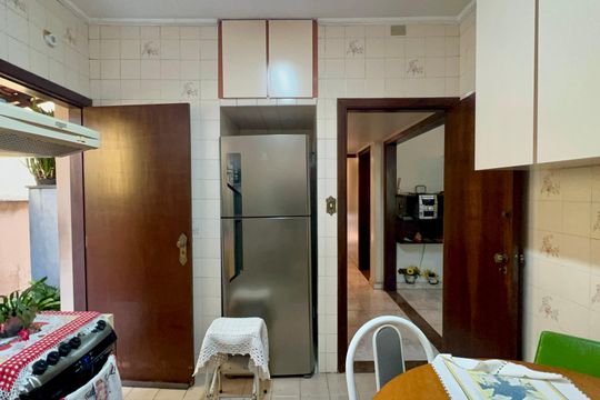 Cozinha de casa para alugar com 3 quartos, 192m² em Vila Anglo Brasileira, São Paulo