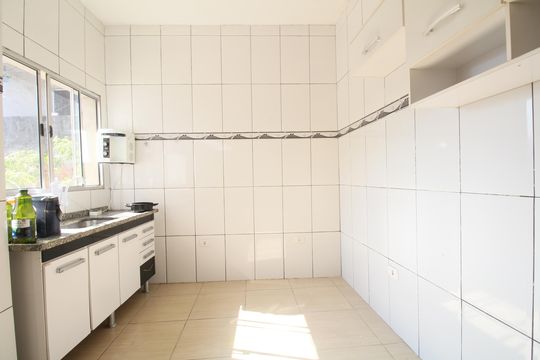 Cozinha de casa para alugar com 1 quarto, 40m² em Parque Taboão, Taboão da Serra