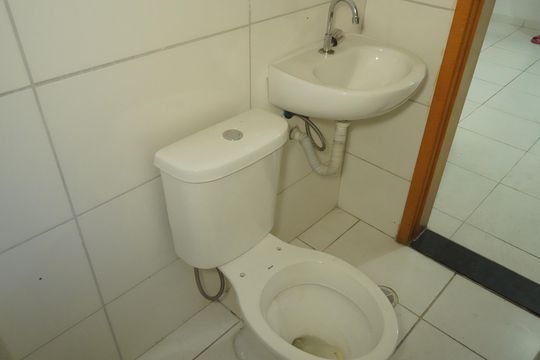 Banheiro de apartamento para alugar com 1 quarto, 35m² em Vila Carrão, São Paulo