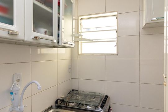 Cozinha e Área de Serviço de apartamento para alugar com 1 quarto, 45m² em Padre Miguel, Rio de Janeiro