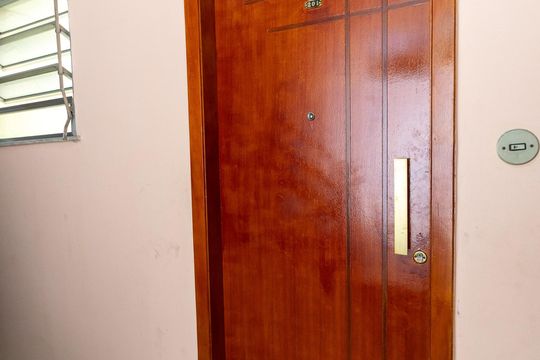 Entrada de apartamento para alugar com 1 quarto, 45m² em Padre Miguel, Rio de Janeiro