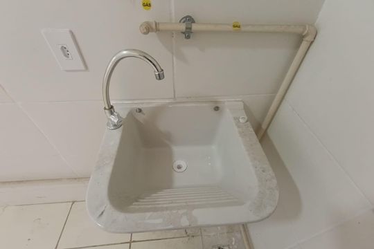 Cozinha e Área de Serviço de apartamento para alugar com 2 quartos, 46m² em Santa Amélia, Belford Roxo