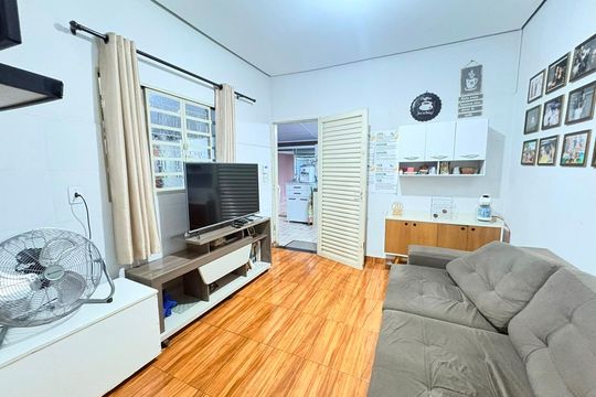 Casa para alugar com 2 quartos, 171m² em Vilage Santa Rita, Goiânia