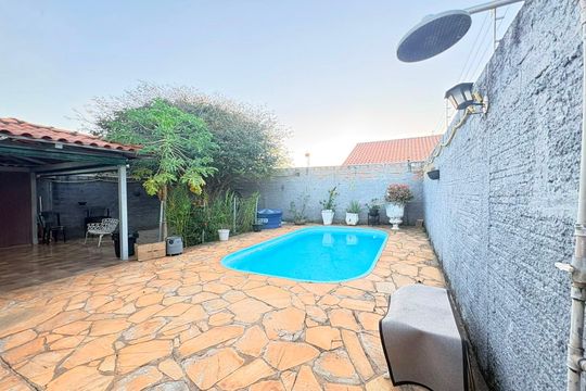 Casa para alugar com 2 quartos, 171m² em Vilage Santa Rita, Goiânia