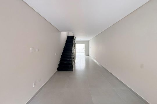 Casa à venda com 3 quartos, 135m² em Vila Ester (Zona Norte), São Paulo