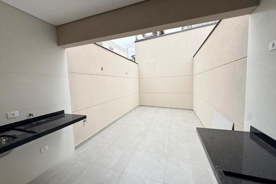 Casa à venda com 3 quartos, 135m² em Vila Ester (Zona Norte), São Paulo