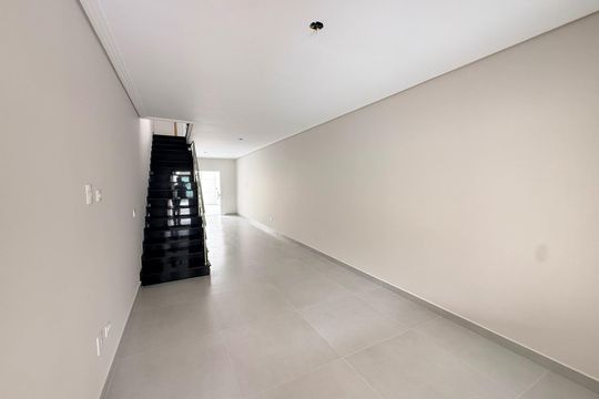 Casa à venda com 3 quartos, 135m² em Vila Ester (Zona Norte), São Paulo