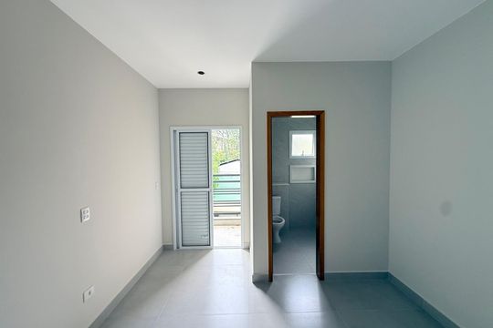 Casa à venda com 3 quartos, 135m² em Vila Ester (Zona Norte), São Paulo