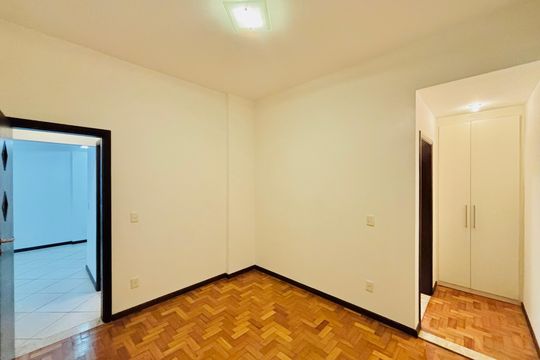 Apartamento para alugar com 2 quartos, 62m² em Copacabana, Rio de Janeiro