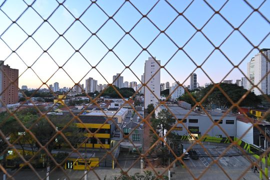 Vista da Suíte de apartamento para alugar com 3 quartos, 98m² em Vila Clementino, São Paulo