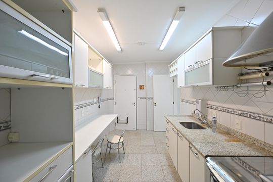 Cozinha de apartamento para alugar com 3 quartos, 98m² em Vila Clementino, São Paulo
