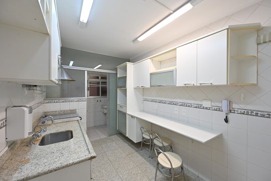 Cozinha de apartamento para alugar com 3 quartos, 98m² em Vila Clementino, São Paulo