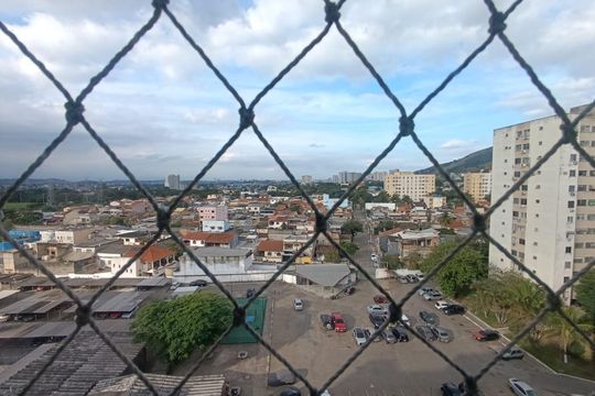 Vista do Quarto 2 de apartamento para alugar com 2 quartos, 65m² em Comendador Soares, Nova Iguaçu