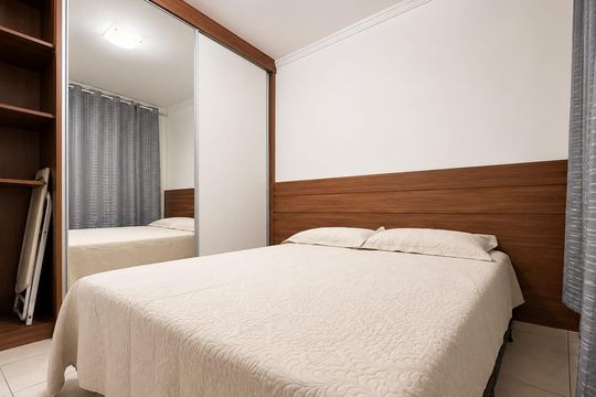Quarto 2 de apartamento para alugar com 2 quartos, 45m² em Shopping Park, Uberlândia