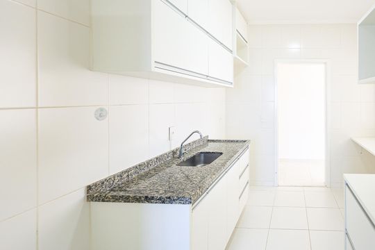 Cozinha de apartamento para alugar com 2 quartos, 68m² em Parque São Lourenço, Indaiatuba
