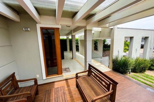 Casa de Condomínio para alugar com 3 quartos, 221m² em Neópolis, Gravataí