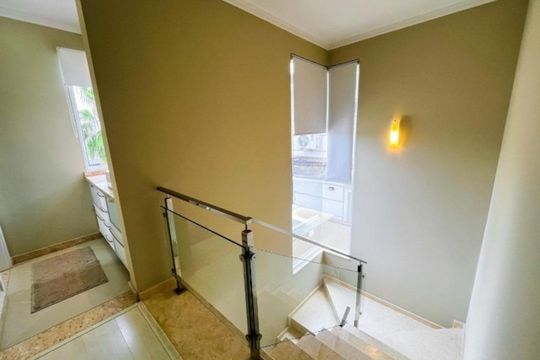 Casa de Condomínio para alugar com 3 quartos, 221m² em Neópolis, Gravataí