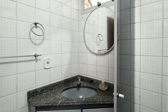 Banheiro Social de apartamento para alugar com 3 quartos, 80m² em Nova Petrópolis, São Bernardo do Campo