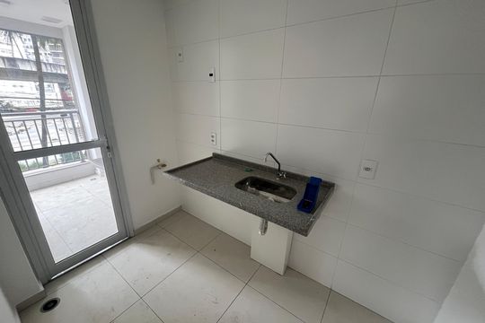 Cozinha de apartamento à venda com 2 quartos, 51m² em Vila Andrade, São Paulo